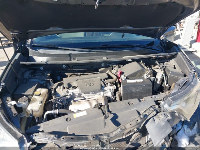 Toyota Rav4 Xle 2018 2T3WFREV1JW497638 Image 10