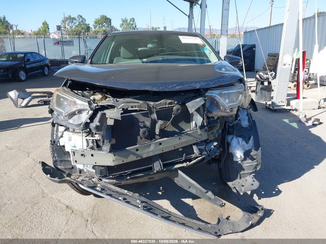 Toyota Rav4 Xle 2018 2T3WFREV1JW497638 Image 13