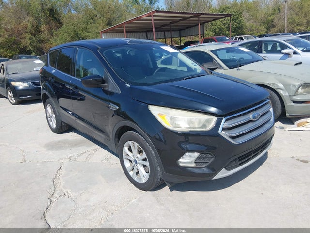 46327575 :رقم المزاد ، 1FMCU0GD9HUE05736 vin ، 2017 Ford Escape Se مزاد بيع