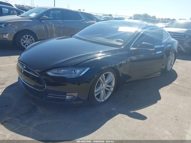 Продажа на аукционе авто 2013 Tesla Model S Performance, vin: 5YJSA1DPXDFP04636, номер лота: 46327640