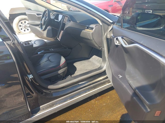 Продажа на аукционе авто 2013 Tesla Model S Performance, vin: 5YJSA1DPXDFP04636, номер лота: 46327640