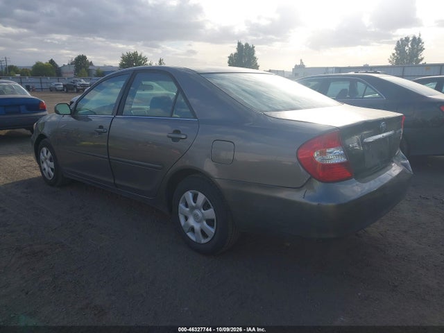 46327744 :رقم المزاد ، 4T1BE32K03U770265 vin ، 2003 Toyota Camry Le مزاد بيع