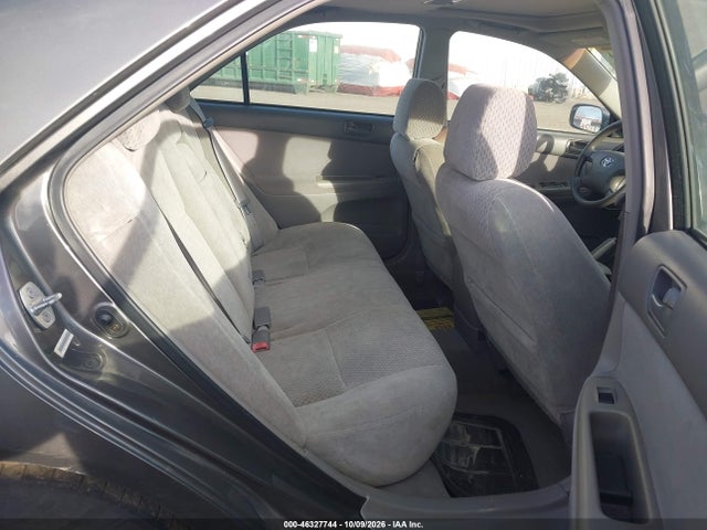 46327744 :رقم المزاد ، 4T1BE32K03U770265 vin ، 2003 Toyota Camry Le مزاد بيع