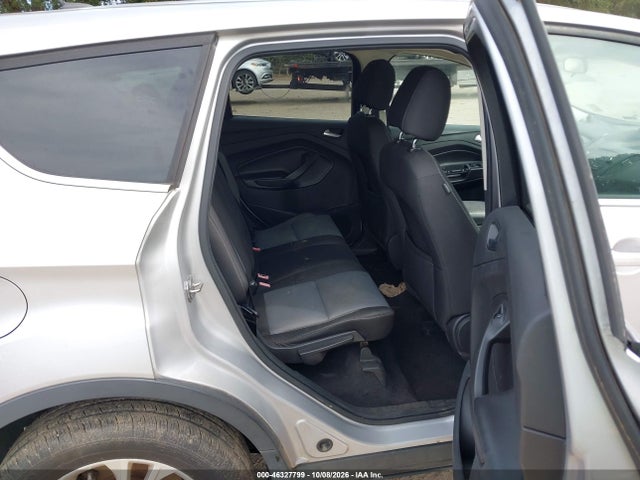 1FMCU0GD8HUA18949 Ford ESCAPE SE