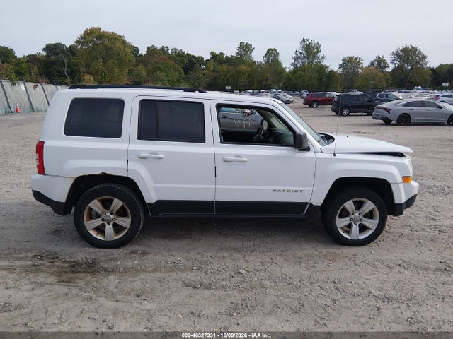 2016 Jeep Patriot Latitude მანქანა იყიდება აუქციონზე, vin: 1C4NJRFB9GD668303, აუქციონის ნომერი: 46327931