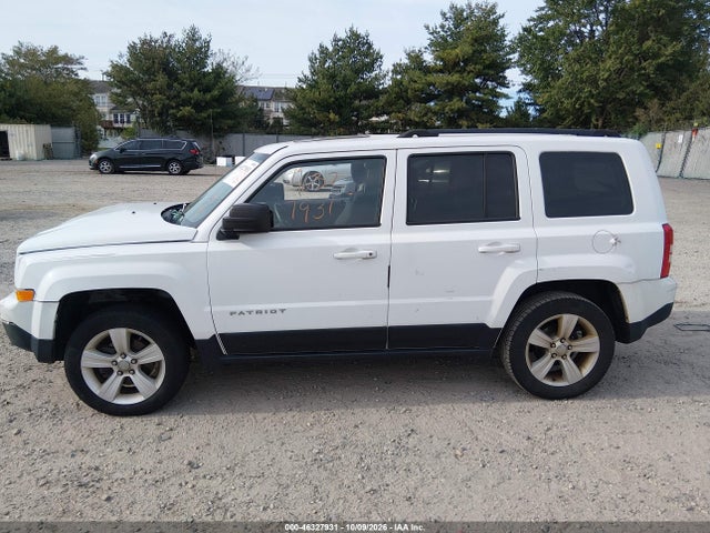 2016 Jeep Patriot Latitude მანქანა იყიდება აუქციონზე, vin: 1C4NJRFB9GD668303, აუქციონის ნომერი: 46327931