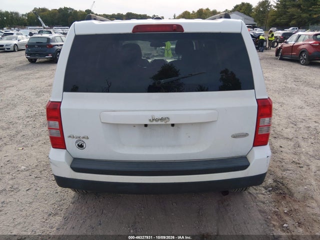 2016 Jeep Patriot Latitude მანქანა იყიდება აუქციონზე, vin: 1C4NJRFB9GD668303, აუქციონის ნომერი: 46327931