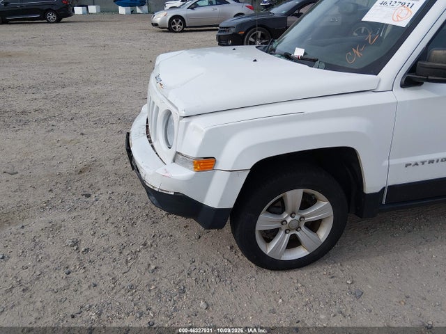 2016 Jeep Patriot Latitude მანქანა იყიდება აუქციონზე, vin: 1C4NJRFB9GD668303, აუქციონის ნომერი: 46327931
