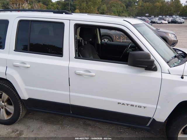 2016 Jeep Patriot Latitude მანქანა იყიდება აუქციონზე, vin: 1C4NJRFB9GD668303, აუქციონის ნომერი: 46327931