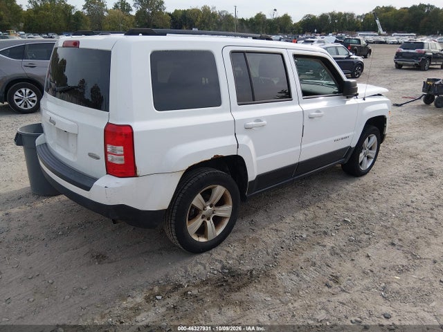 2016 Jeep Patriot Latitude მანქანა იყიდება აუქციონზე, vin: 1C4NJRFB9GD668303, აუქციონის ნომერი: 46327931