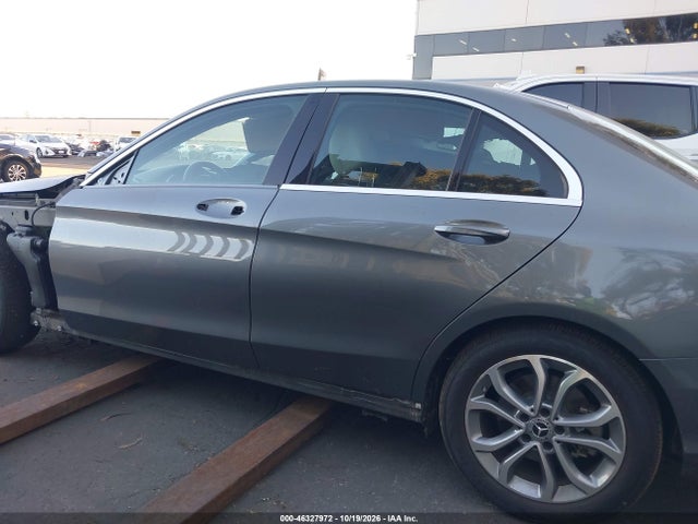 55SWF4JB3HU222351 Mercedes-Benz C 300