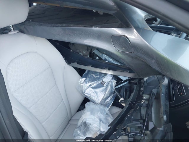 55SWF4JB3HU222351 Mercedes-Benz C 300