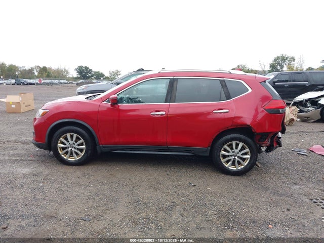 46328002 :رقم المزاد ، JN8AT2MV8HW262018 vin ، 2017 Nissan Rogue Sv مزاد بيع
