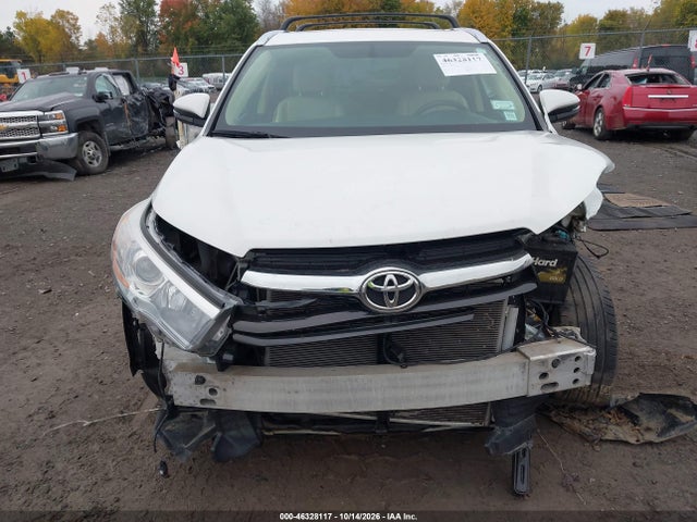 Продаж на аукціоні авто 2016 Toyota Highlander Xle V6, vin: 5TDJKRFH9GS241174, номер лоту: 46328117