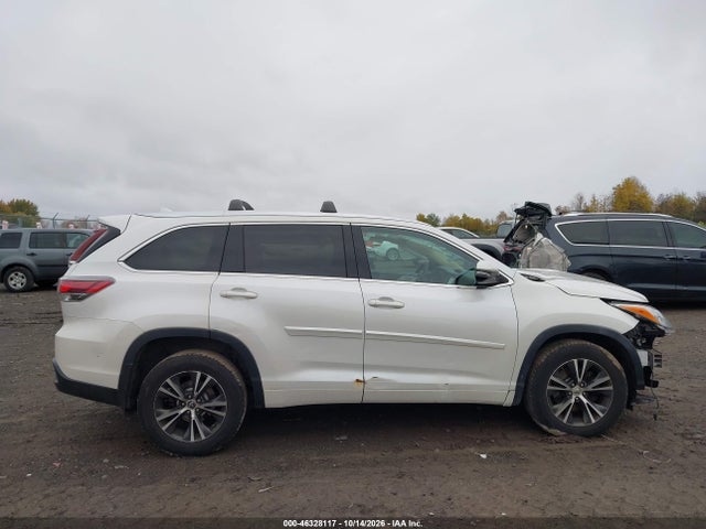 Продаж на аукціоні авто 2016 Toyota Highlander Xle V6, vin: 5TDJKRFH9GS241174, номер лоту: 46328117