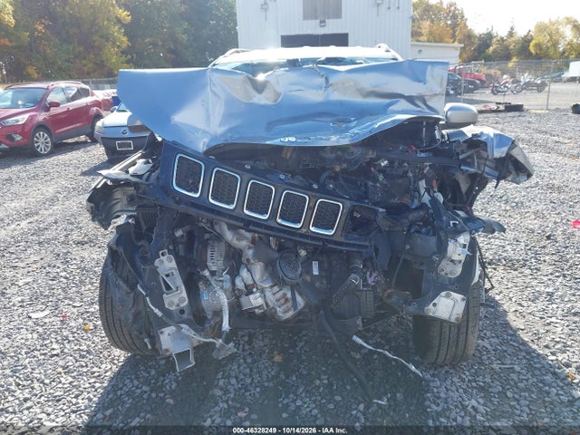2018 Jeep Compass Latitude 4x4 მანქანა იყიდება აუქციონზე, vin: 3C4NJDBB7JT150328, აუქციონის ნომერი: 46328249