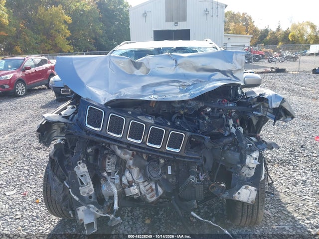2018 Jeep Compass Latitude 4x4 მანქანა იყიდება აუქციონზე, vin: 3C4NJDBB7JT150328, აუქციონის ნომერი: 46328249