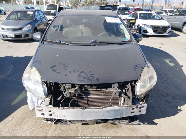 Toyota Prius Three 2015 JTDKN3DU5F0437493 Image 13
