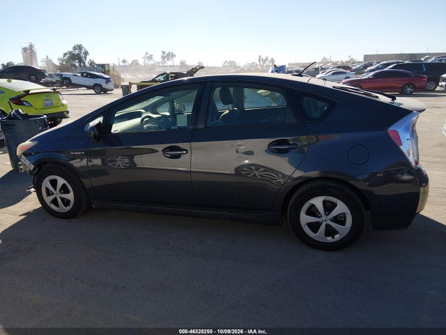 Toyota Prius Three 2015 JTDKN3DU5F0437493 Image 15