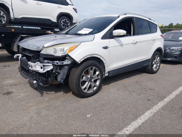 Ford Escape Titanium 2015 1FMCU9J95FUA49856 Image 2
