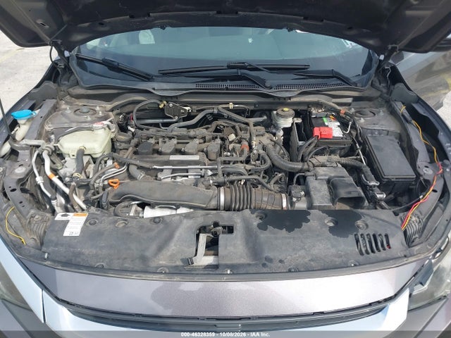 46328359 :رقم المزاد ، 19XFC1E31JE002780 vin ، 2018 Honda Civic Ex-t مزاد بيع