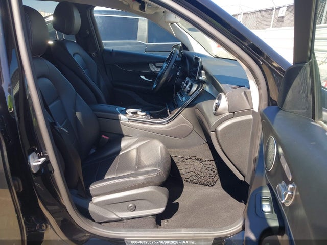 2016 Mercedes-benz Glc 300 მანქანა იყიდება აუქციონზე, vin: WDC0G4JBXGF071355, აუქციონის ნომერი: 46328375