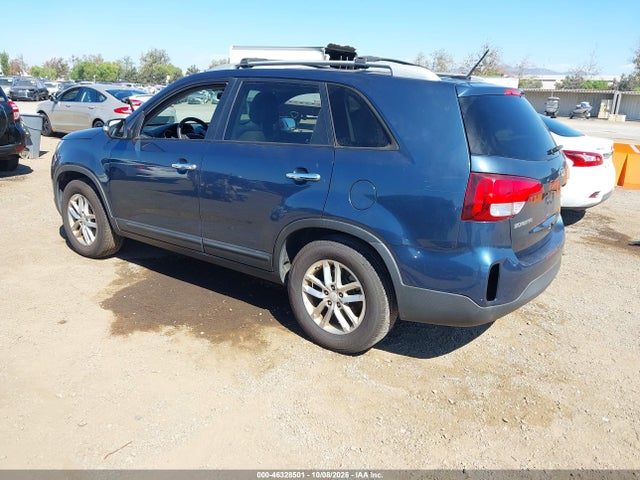 KIA Sorento Lx V6 2015 5XYKT4A70FG607098 Image 3