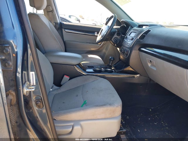 KIA Sorento Lx V6 2015 5XYKT4A70FG607098 Image 5