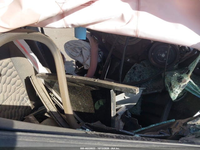 2GNAXVEX5K6161383 Chevrolet EQUINOX LT