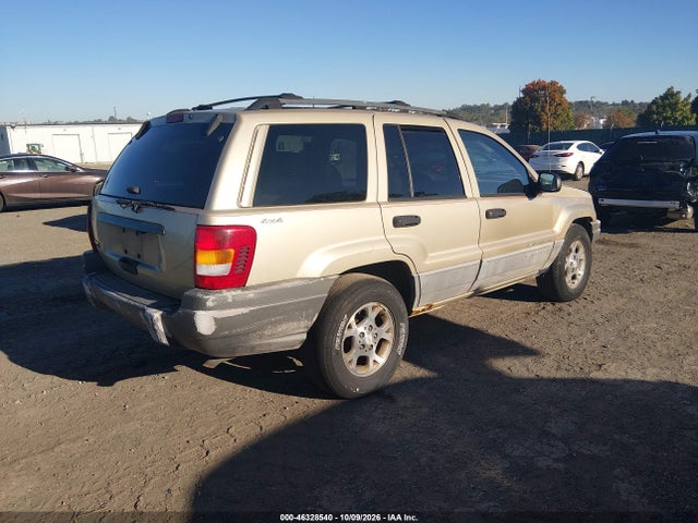 2000 Jeep Grand Cherokee Laredo მანქანა იყიდება აუქციონზე, vin: 1J4GW48S6YC398782, აუქციონის ნომერი: 46328540