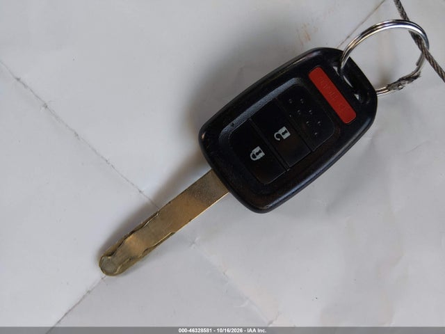 46328581 :رقم المزاد ، JHMGK5H58GX016503 vin ، 2016 Honda Fit Lx مزاد بيع