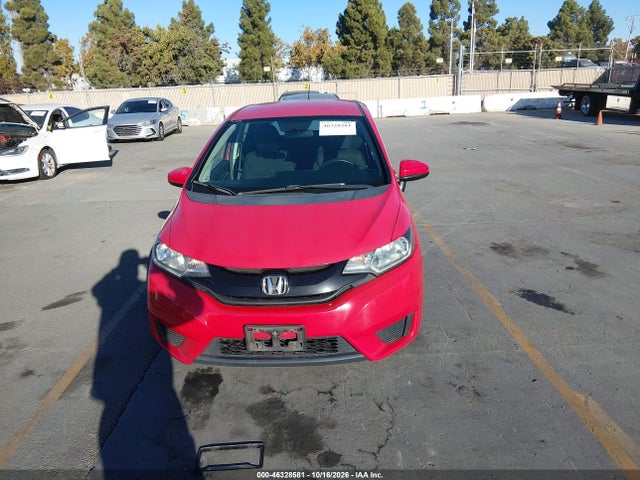 46328581 :رقم المزاد ، JHMGK5H58GX016503 vin ، 2016 Honda Fit Lx مزاد بيع