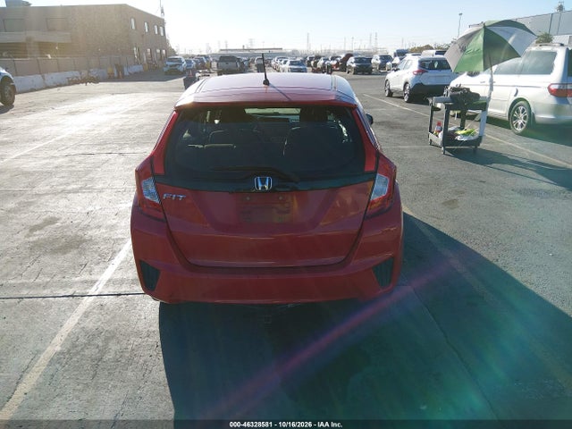 46328581 :رقم المزاد ، JHMGK5H58GX016503 vin ، 2016 Honda Fit Lx مزاد بيع