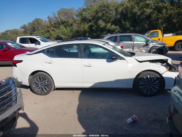 Auction sale of the 2026 Nissan Altima Sv Awd, vin: 1N4BL4DW9TN320369, lot number: 46328582