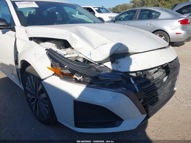 Auction sale of the 2026 Nissan Altima Sv Awd, vin: 1N4BL4DW9TN320369, lot number: 46328582