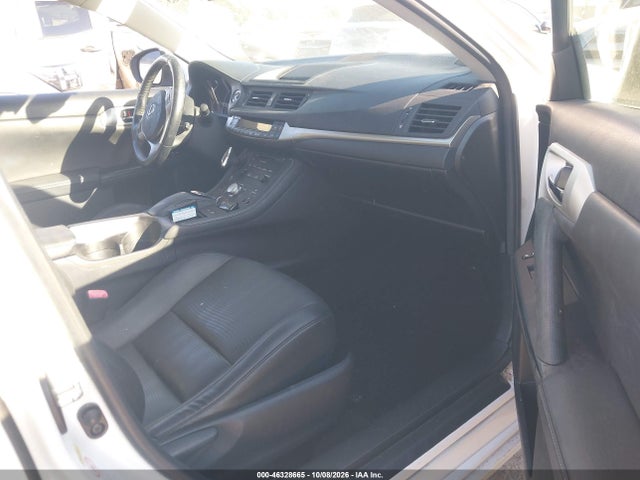 2011 Lexus Ct 200h Premium მანქანა იყიდება აუქციონზე, vin: JTHKD5BH1B2041028, აუქციონის ნომერი: 46328665