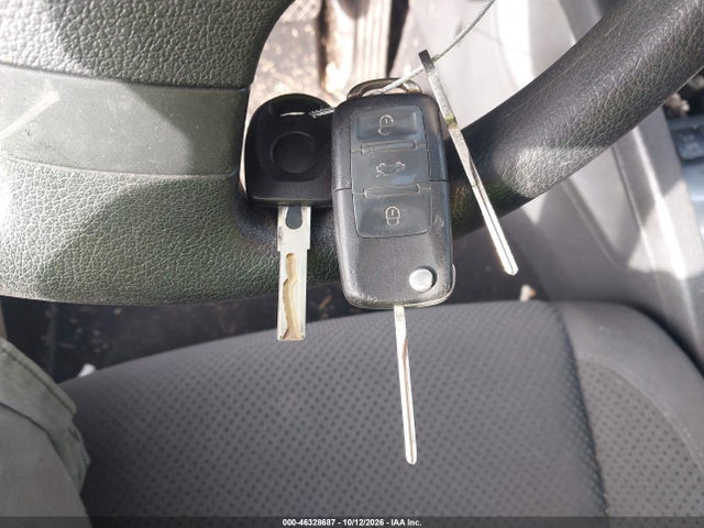 46328687 :رقم المزاد ، WVWDR71K17W254789 vin ، 2007 Volkswagen Rabbit 4-door مزاد بيع