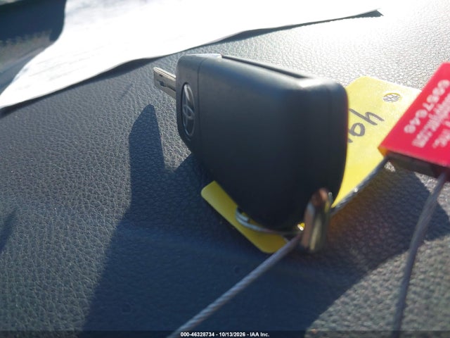 Продаж на аукціоні авто 2018 Toyota Camry Le, vin: 4T1B11HK8JU138618, номер лоту: 46328734