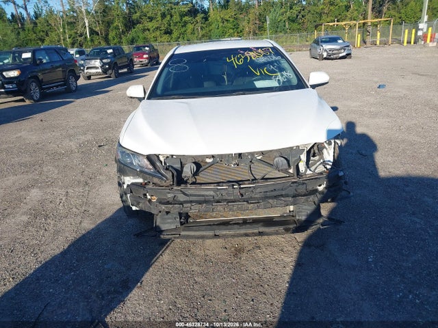Продаж на аукціоні авто 2018 Toyota Camry Le, vin: 4T1B11HK8JU138618, номер лоту: 46328734