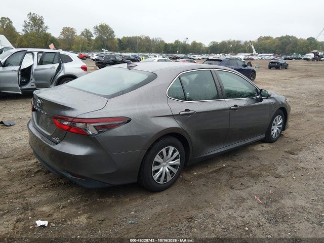 46328743 :رقم المزاد ، 4T1C31AK2MU551678 vin ، 2021 Toyota Camry Le Hybrid مزاد بيع