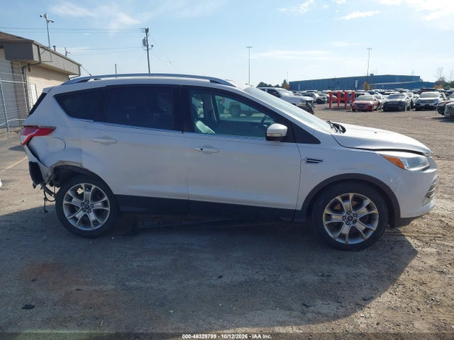 2014 Ford Escape Titanium მანქანა იყიდება აუქციონზე, vin: 1FMCU9J90EUC24884, აუქციონის ნომერი: 46328799