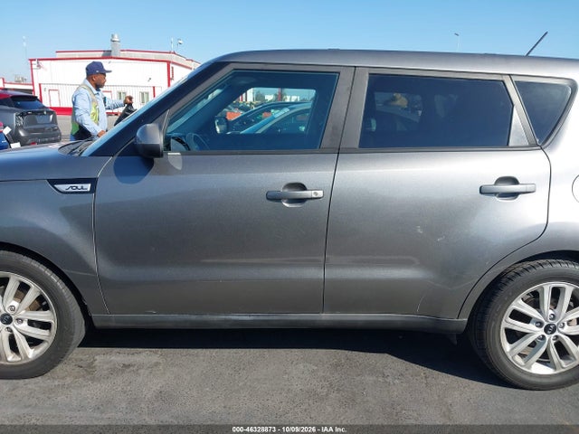 46328873 :رقم المزاد ، KNDJP3A59J7613092 vin ، 2018 Kia Soul + مزاد بيع