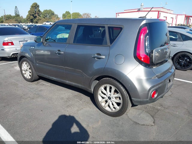 46328873 :رقم المزاد ، KNDJP3A59J7613092 vin ، 2018 Kia Soul + مزاد بيع