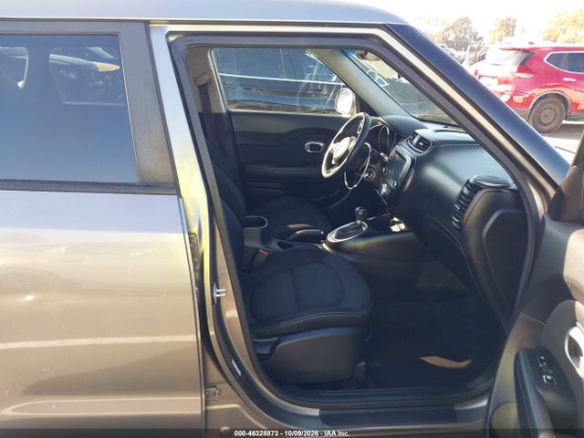 46328873 :رقم المزاد ، KNDJP3A59J7613092 vin ، 2018 Kia Soul + مزاد بيع