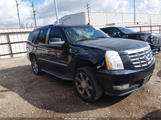 Продаж на аукціоні авто 2014 Cadillac Escalade Luxury, vin: 1GYS3BEF8ER153120, номер лоту: 46328929