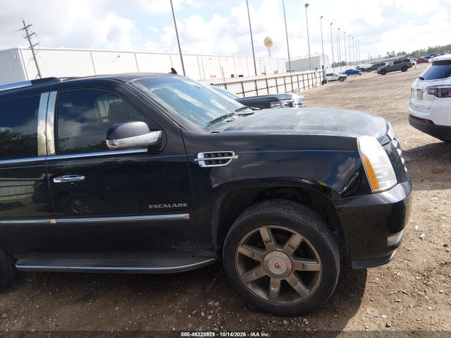 Продаж на аукціоні авто 2014 Cadillac Escalade Luxury, vin: 1GYS3BEF8ER153120, номер лоту: 46328929