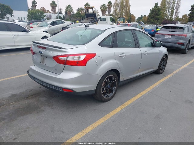 46328945 :رقم المزاد ، 1FAHP3F28CL148687 vin ، 2012 Ford Focus Se مزاد بيع