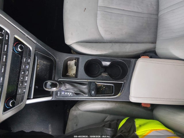 46329030 :رقم المزاد ، KMHE24L10HA044402 vin ، 2017 Hyundai Sonata Hybrid Se مزاد بيع