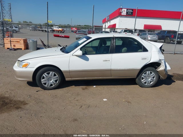 Aukcja sprzedaży 2001 Toyota Camry Le, vin: 4T1BG22KX1U824236, numer aukcji: 46329053