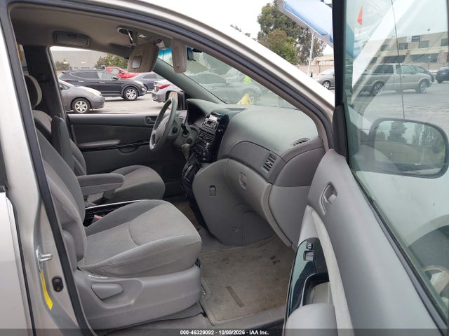 Aukcja sprzedaży 2004 Toyota Sienna Le, vin: 5TDZA23C24S018444, numer aukcji: 46329092